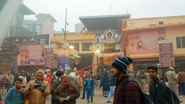 ayodhya-over-3800-lights-installed-on-ram-path-and-bhakti-path-go-missing-fir-lodged